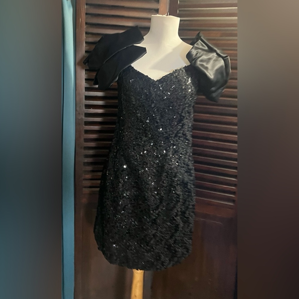 Vintage Evenings by Pantagis Sequin Dress /Ruffled Shoulders!